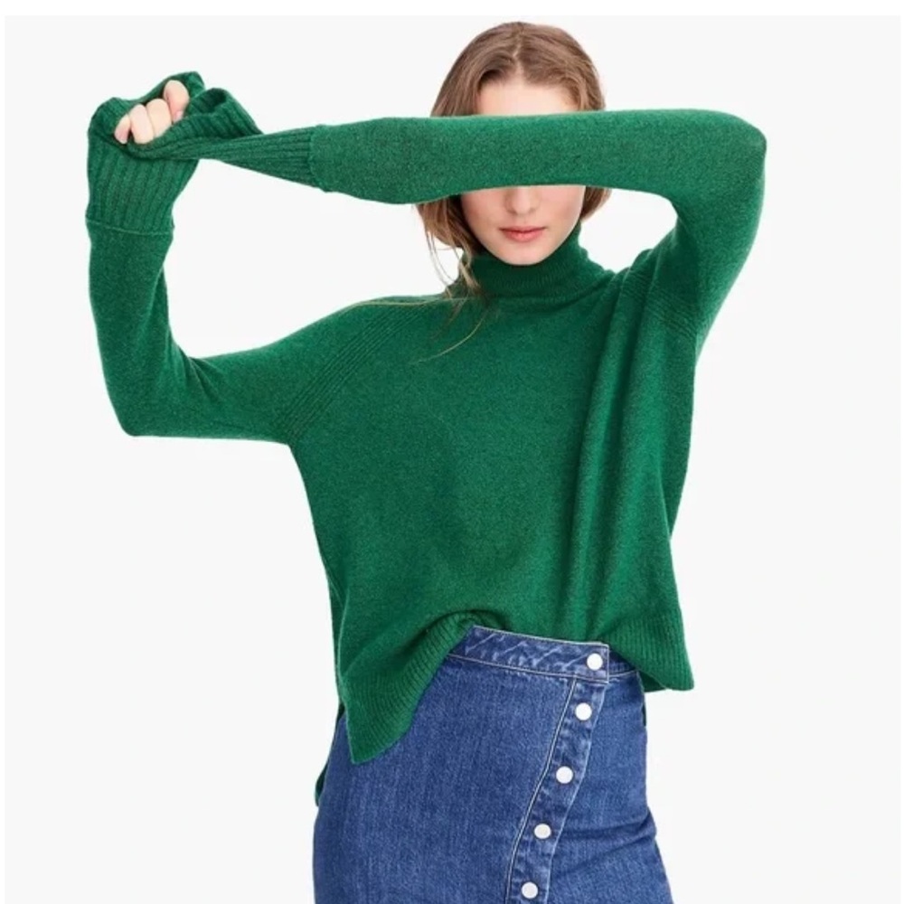 Vintage Green J Crew Turtleneck sweater